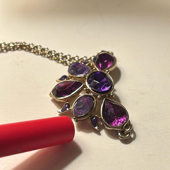 Avon Art Deco Multi Shade Purple Amethyst 18” Necklace and Drop Earring Set - Picture 4 of 8